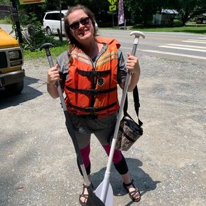 Meet your Posher, Elizabeth